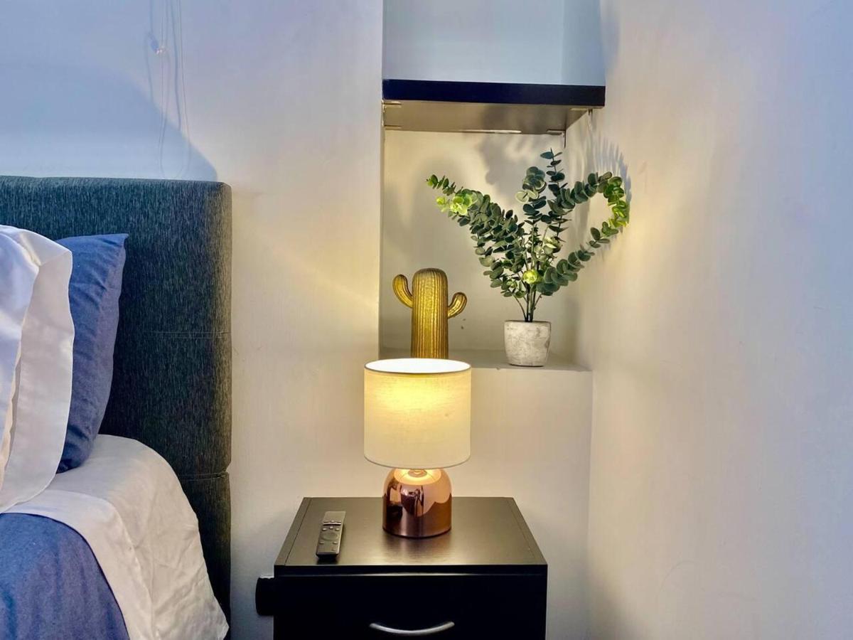 Beautiful 1-bed In Location Apartamento
